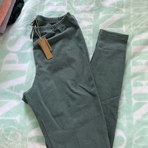 Skims leggings